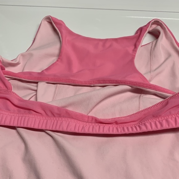 Lululemon Athletica Light Pink Tank Cutout Back size 10 - Picture 4 of 14